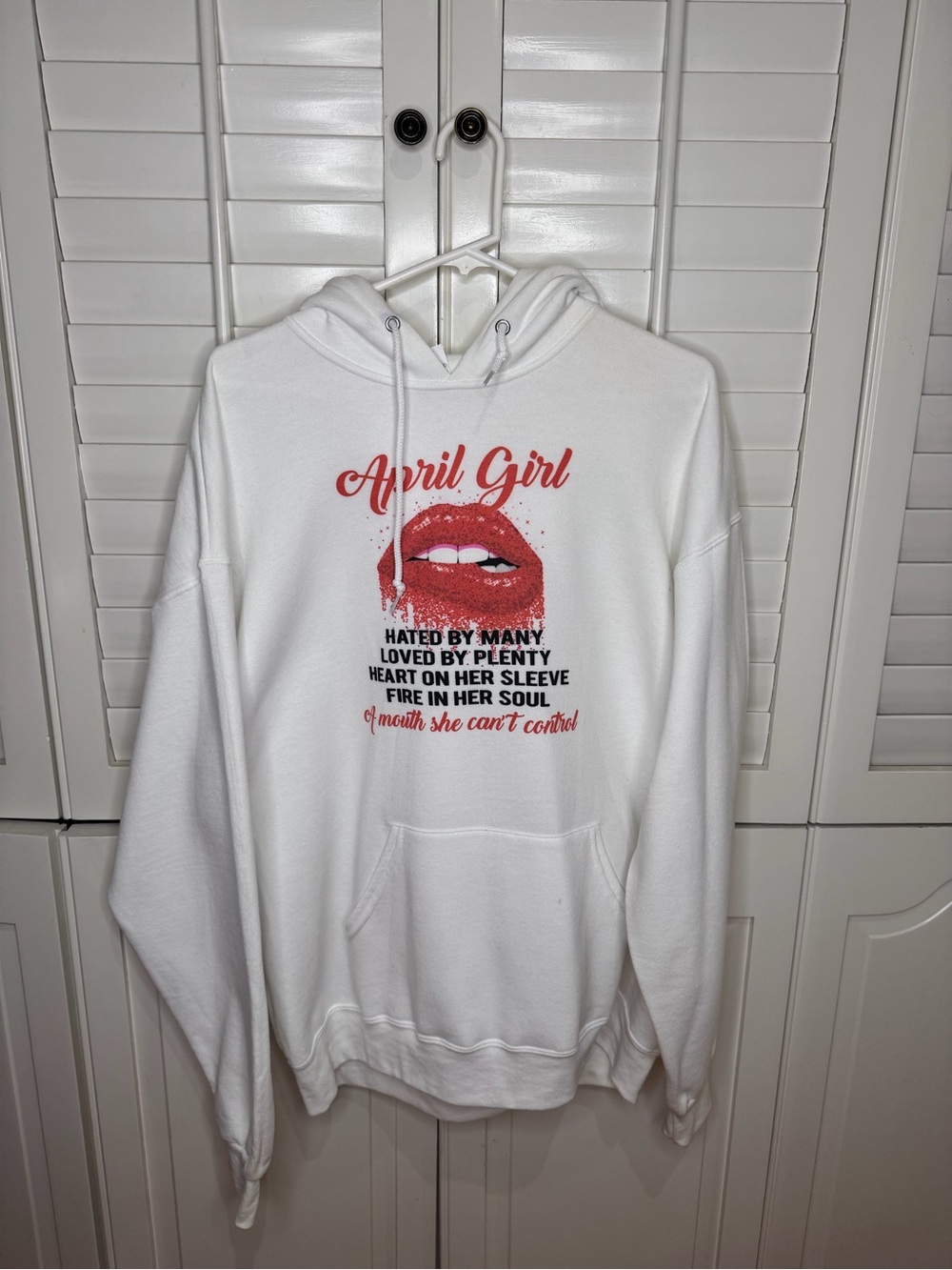 Jerzees White Pullover Hoodie with Tag Detail